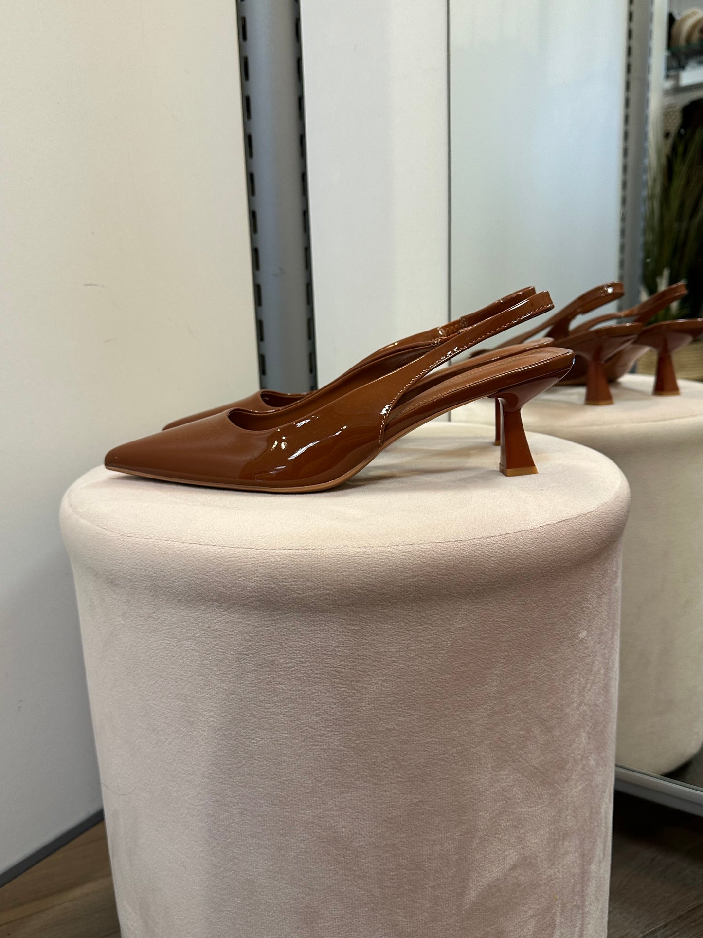 Slingback korkokenkä