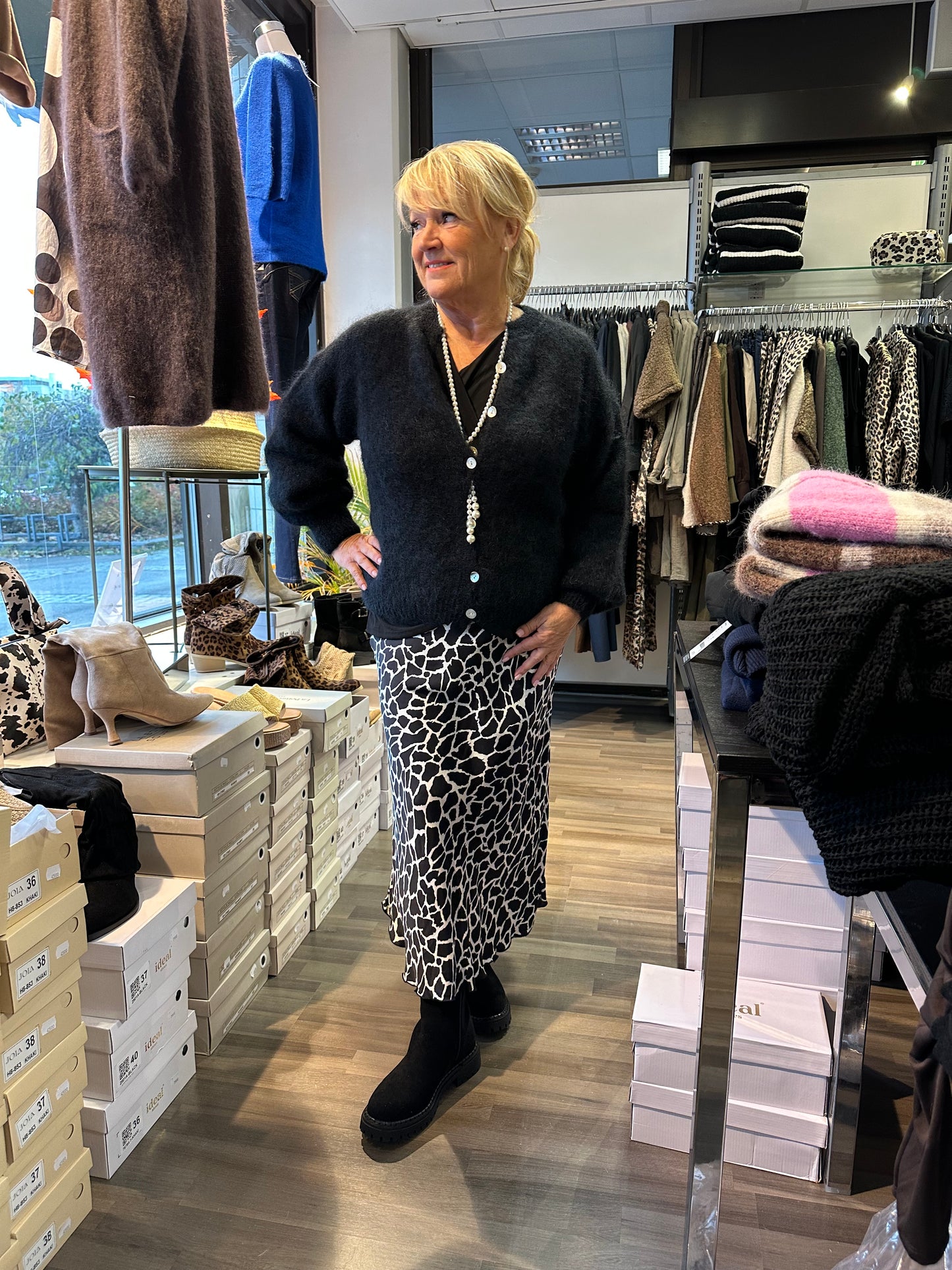 Mohair neuletakki musta