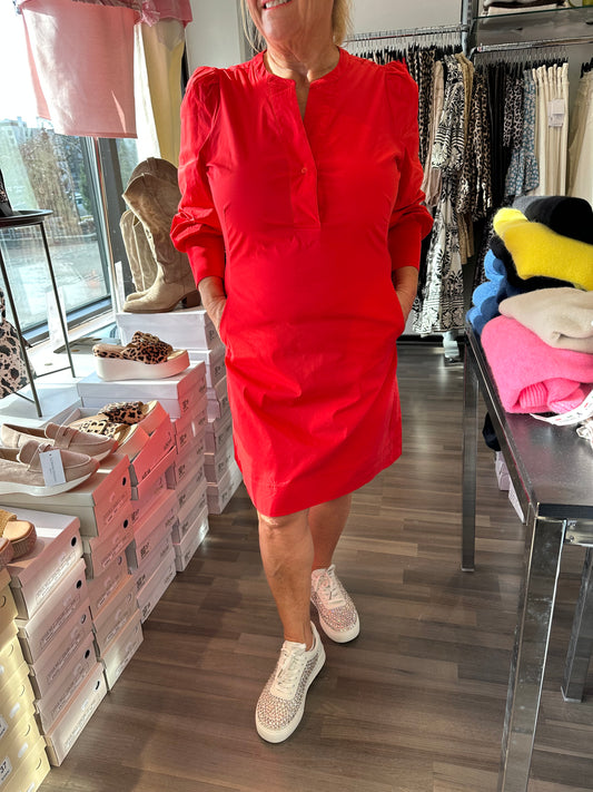 Puuvillapopliini mekko punainen