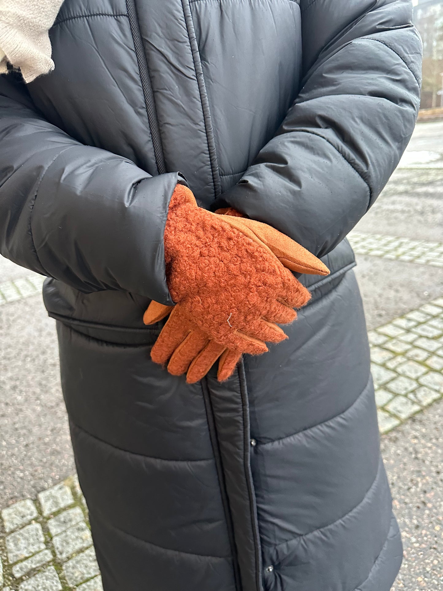 Bouclee sormikkaat ruoste