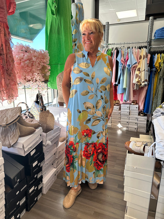 Hihaton kuviollinen mekko