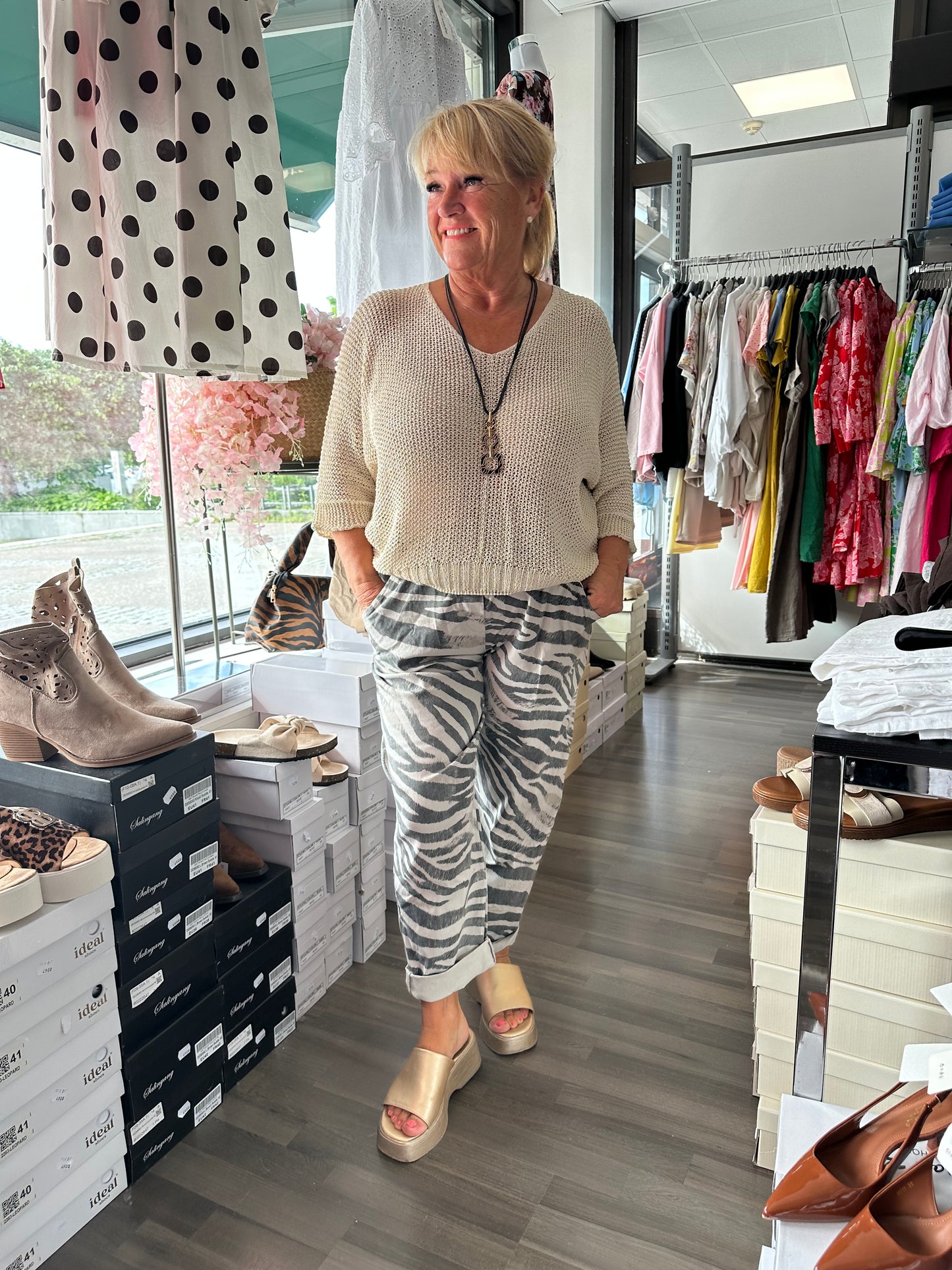 Plussize kuviollinen housu (3 sävyä)