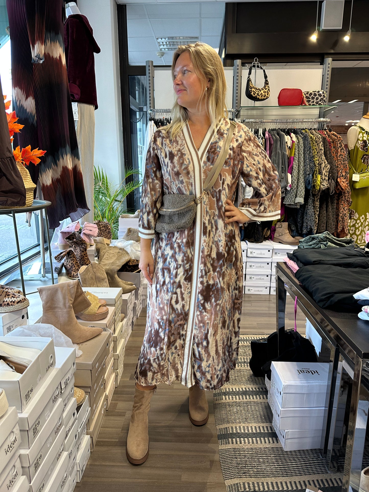 Viskoosimekko Stefania kameli