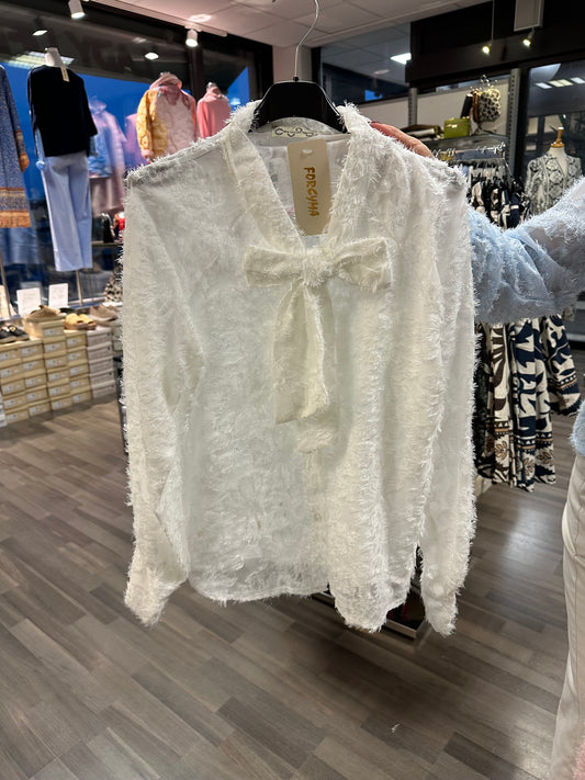 Höyhen paitapusero (4 väriä)