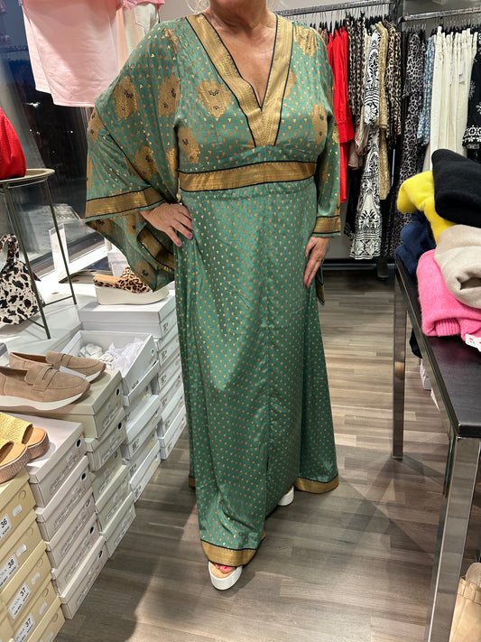 Kaftaanityyppinen maksimekko Ayla