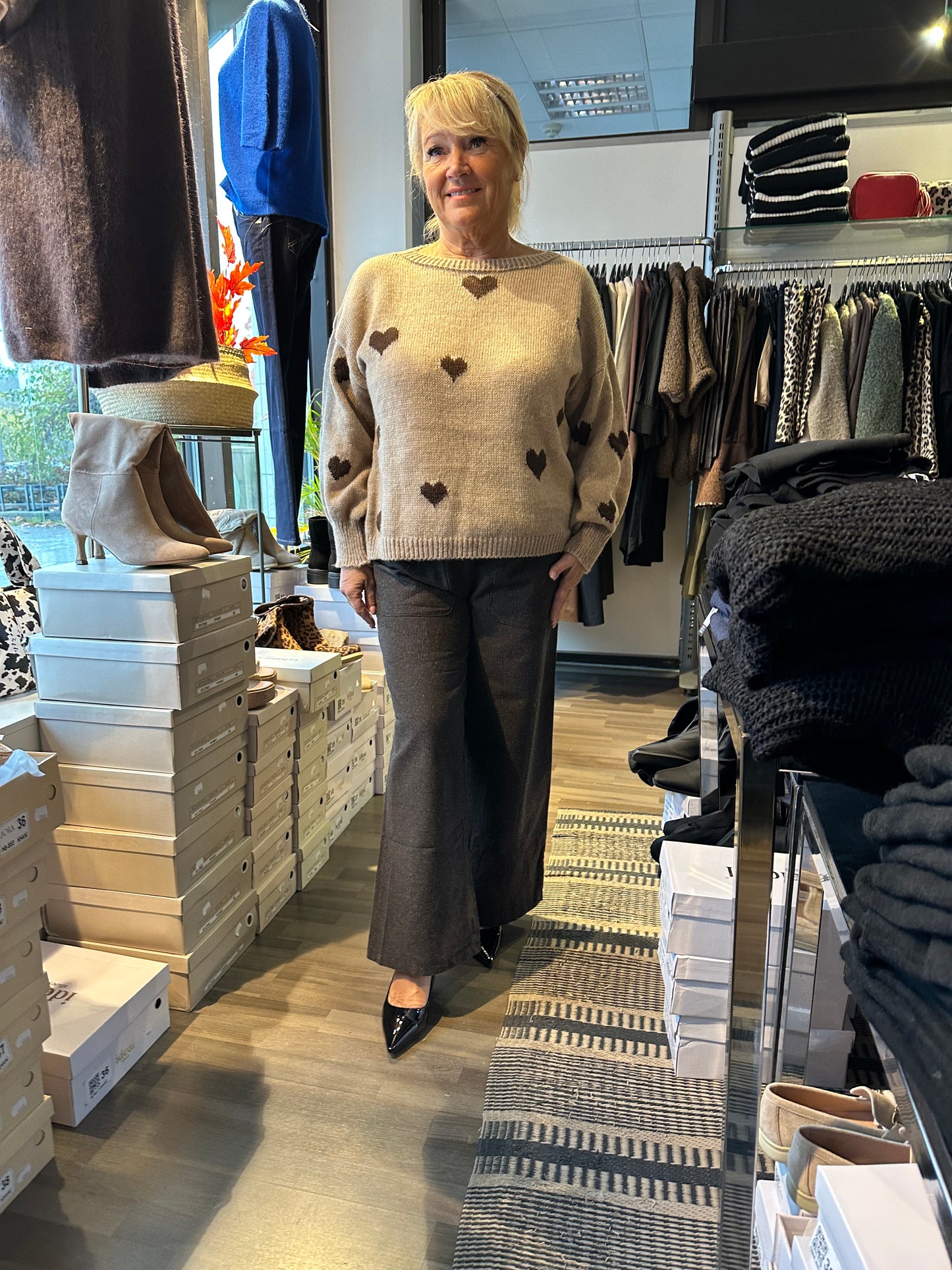 Raidallinen puuvillahousu