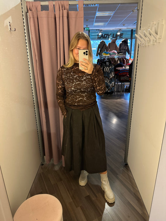 Yksivärinen samettihame ruskea