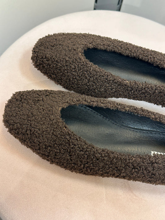 Teddy balleriinat ruskea