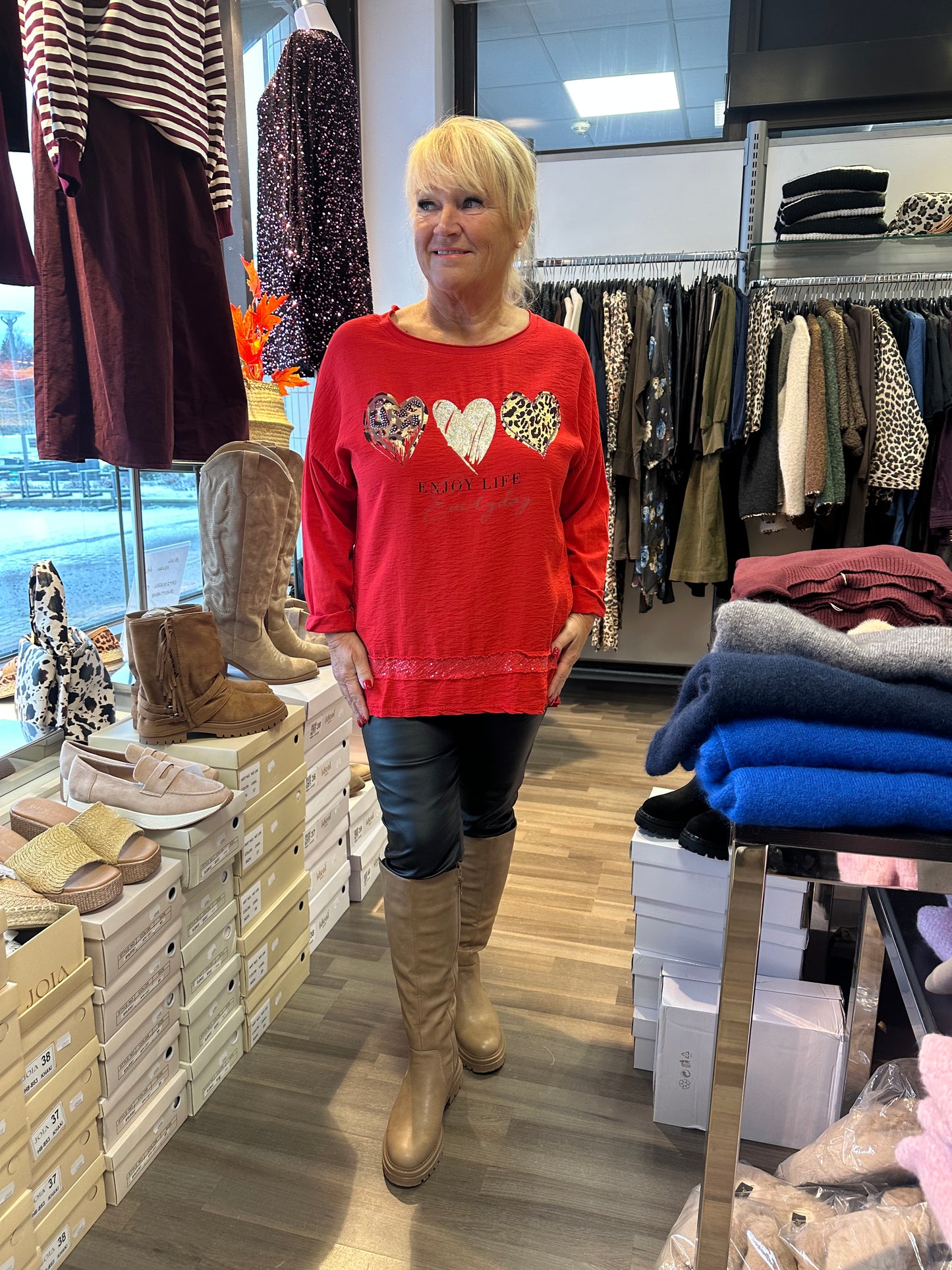 Pitkähihainen t-paita Enjoy punainen