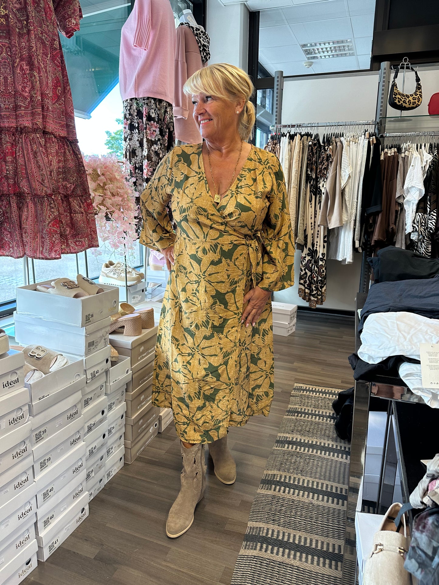 Kietaisumekko military