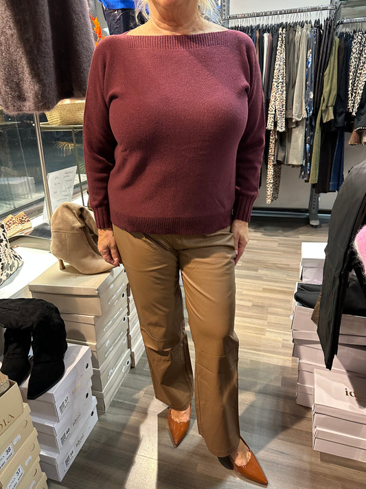 Neulepusero venepääntiellä viininpunainen