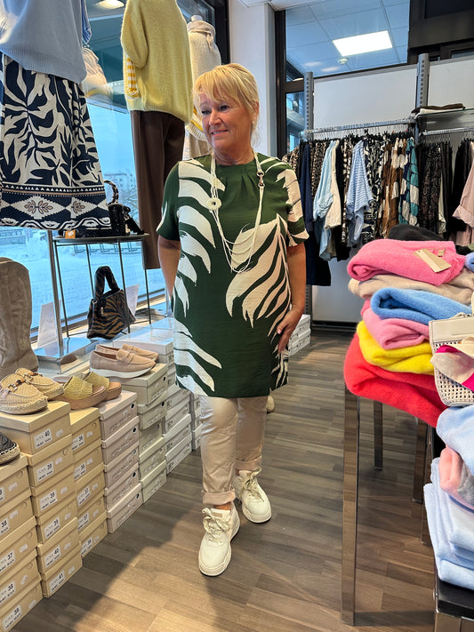 Helmikoru luonnonvalkoinen