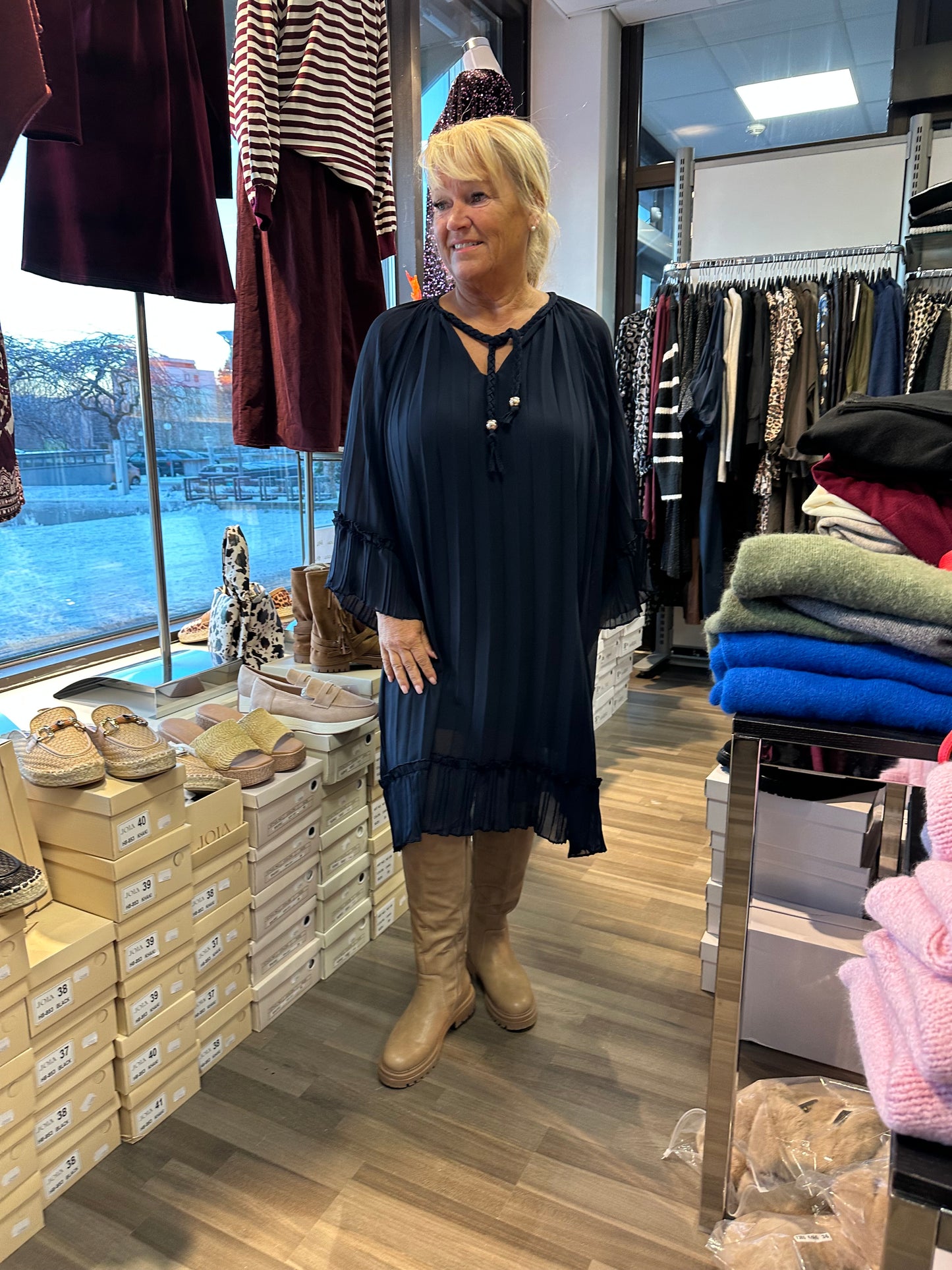 Plussize sifonkitunika/mekko tummansininen