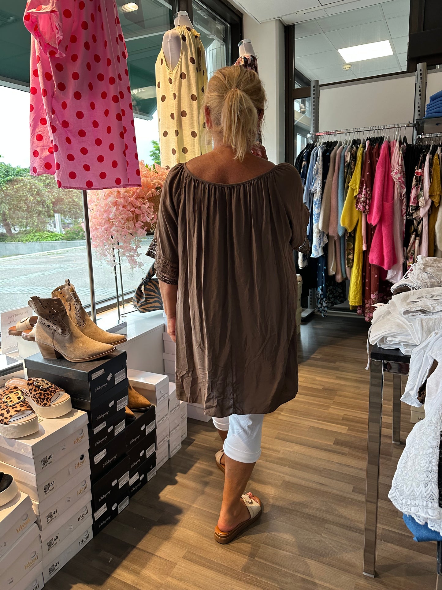 Plussize viskoositunika (3 väriä)