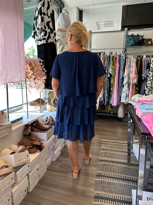 Lyhyt sifonkimekko tummansininen