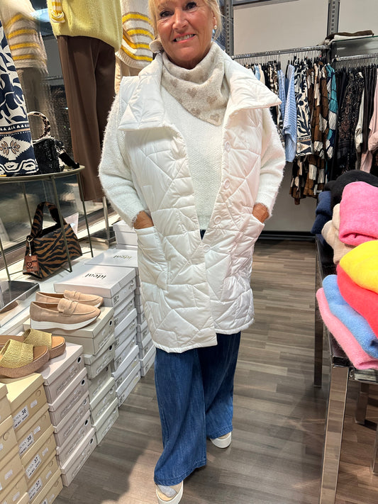 Tikkiliivi valkoinen