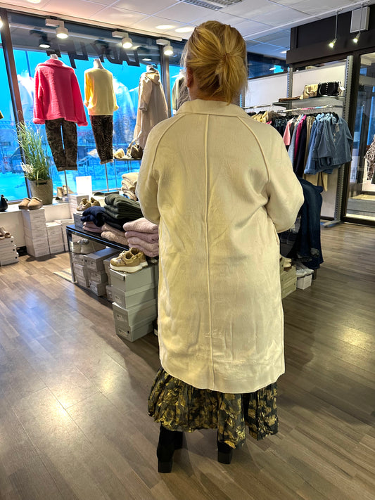 Kevyt kangastakki valkoinen