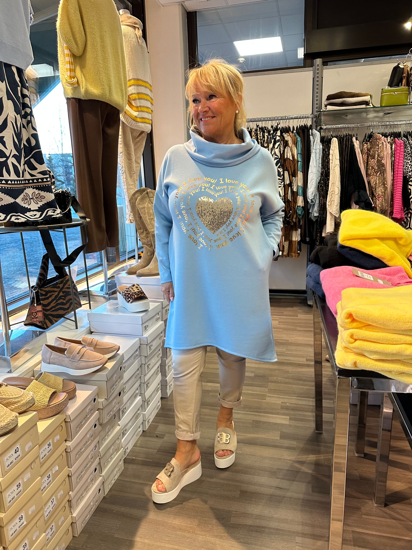 Kauluksellinen collegetunika sininen