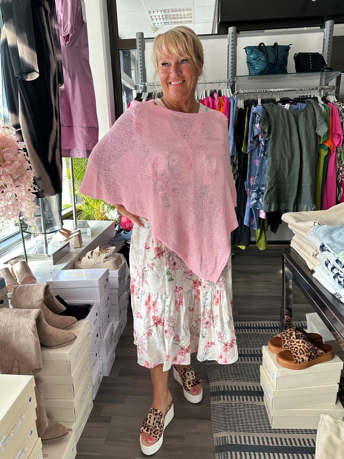 Pontso vaaleanpunainen