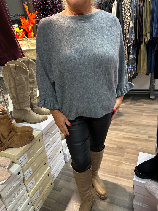 Neule frillahihoilla harmaa