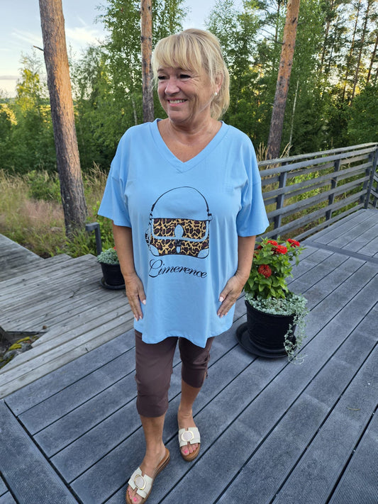 Plussize t-paita (4 väriä)