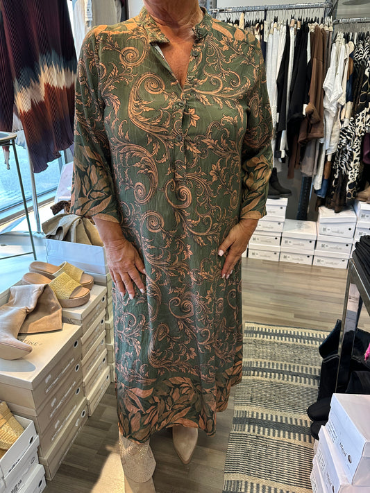 Kuviollinen mekko vihreä