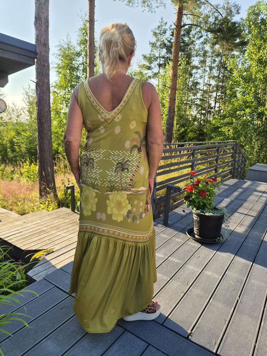 Kuviollinen pitkä mekko vihreä