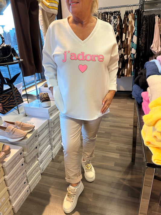 Plussize college v-pääntiellä Jadore valkoinen