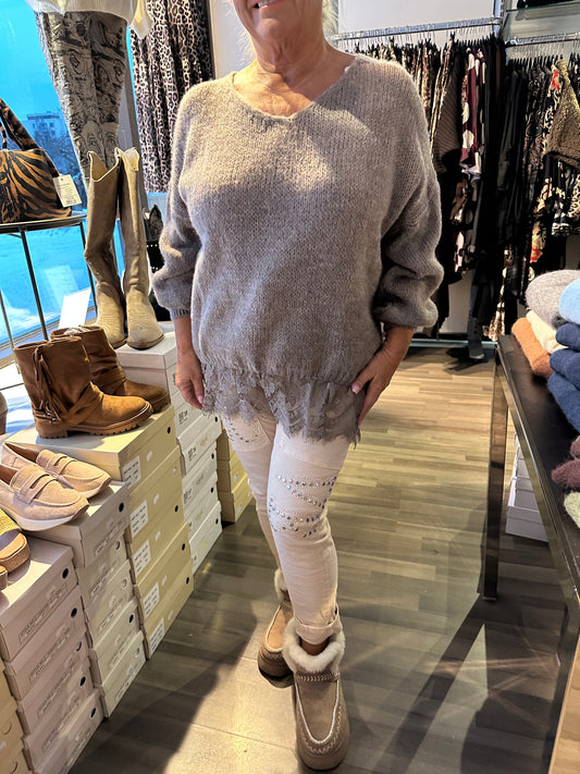 Pitsihelmainen neule taupe