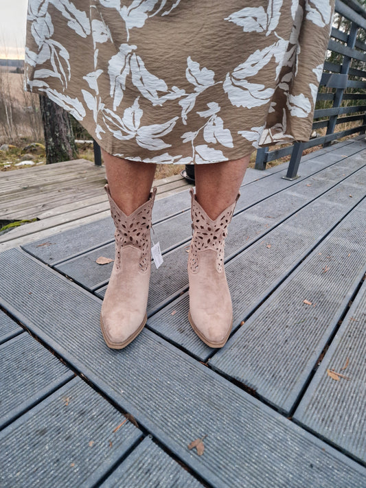 Cowboy nillkurit beessi