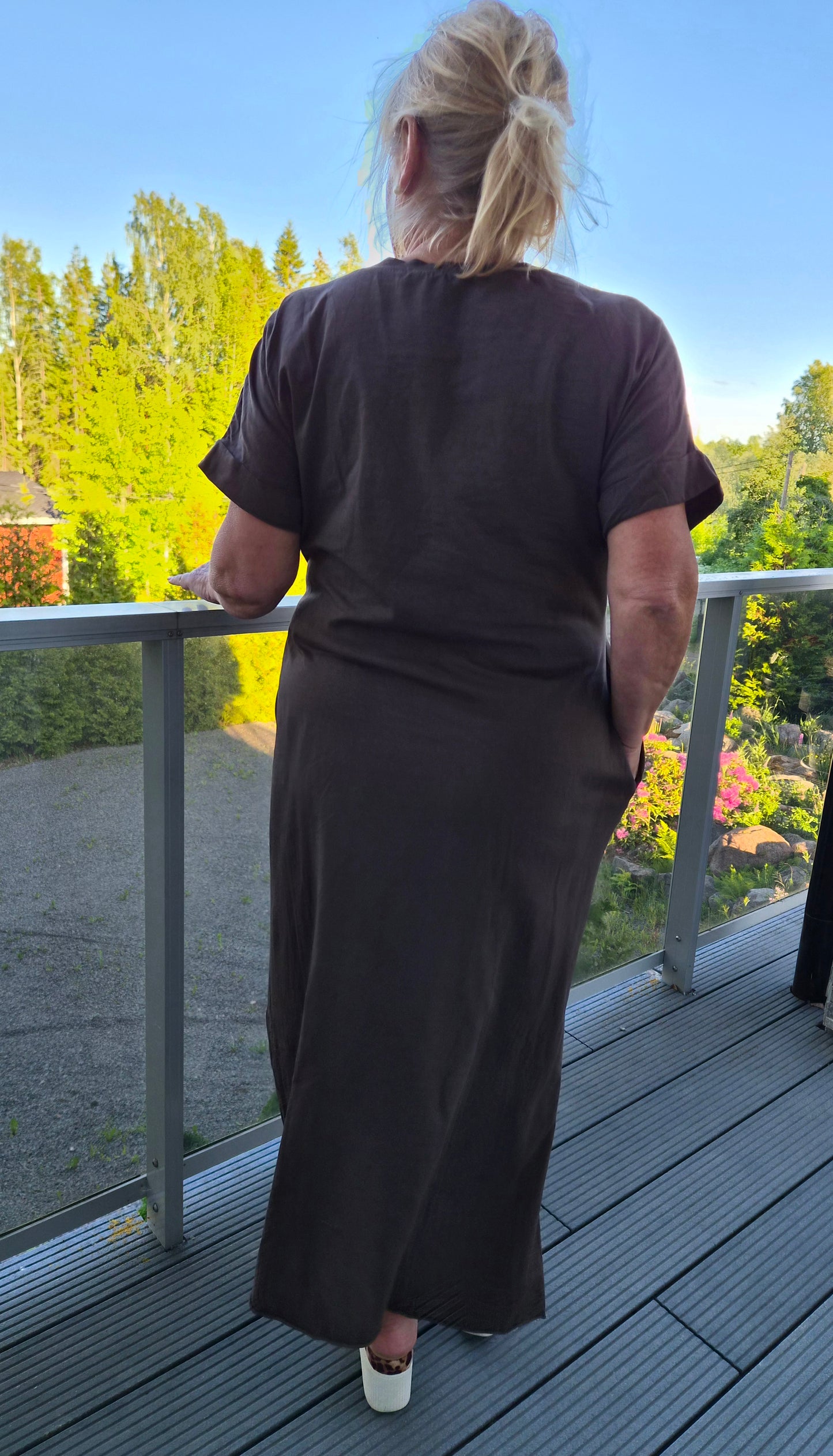 Puuvillatrikoomekko ruskea