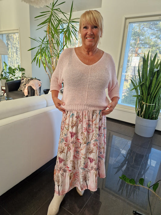 Kevyt neule baby pink