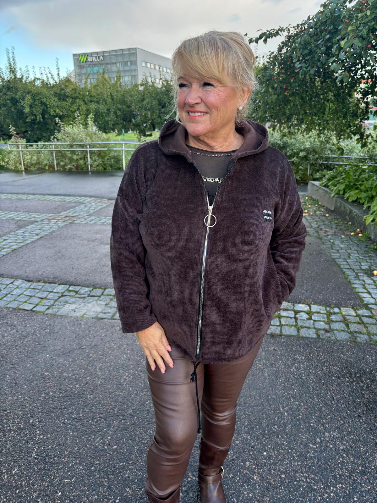 Velour huppari (6 väriä)