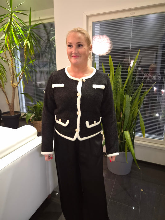 Neulejakku chanel tyyliin valkoinen ja musta