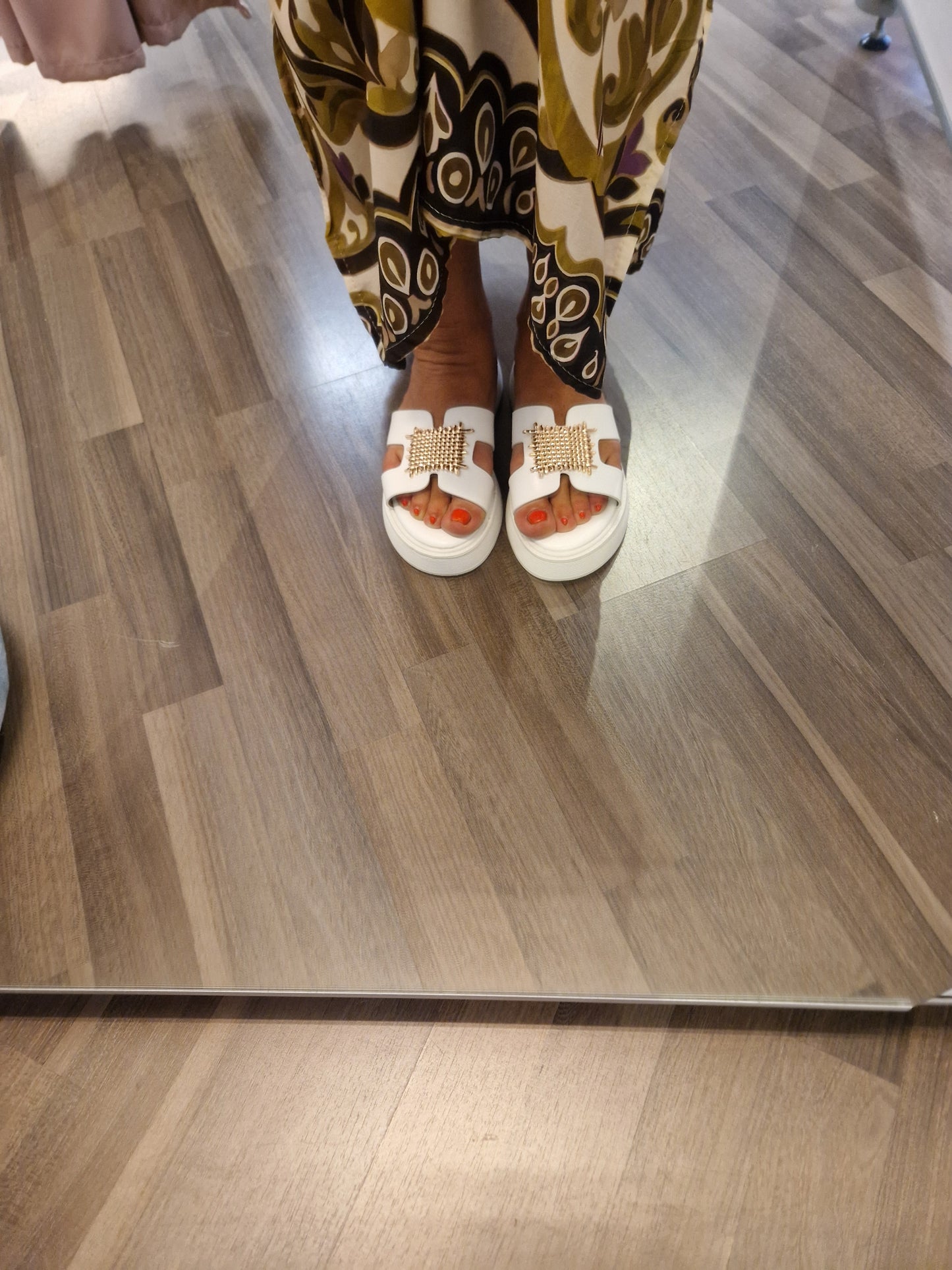 Superpehmeät sandaalit valkoinen