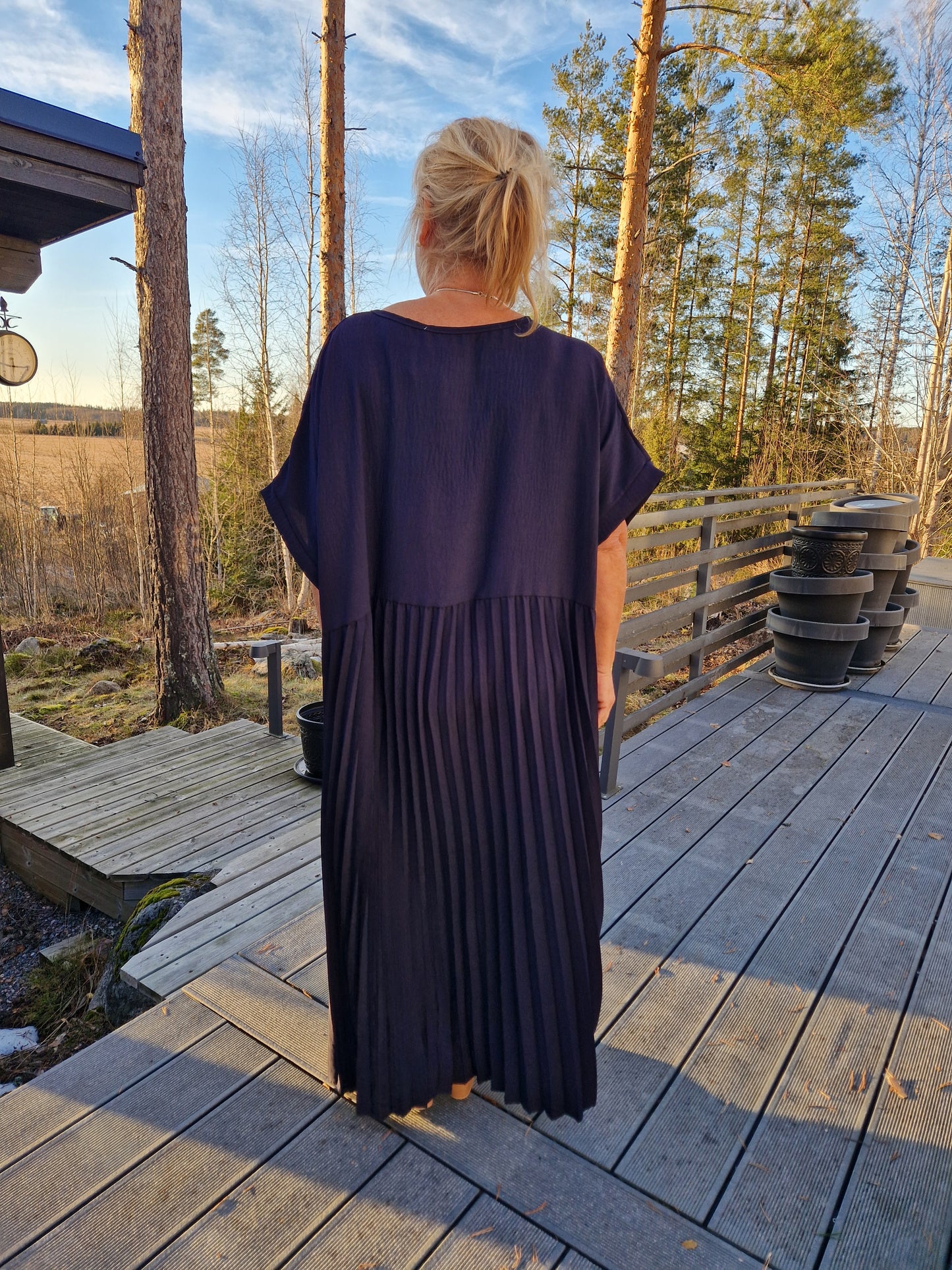 PLUSPLUSSIZE pliseerattu mekko tummasininen