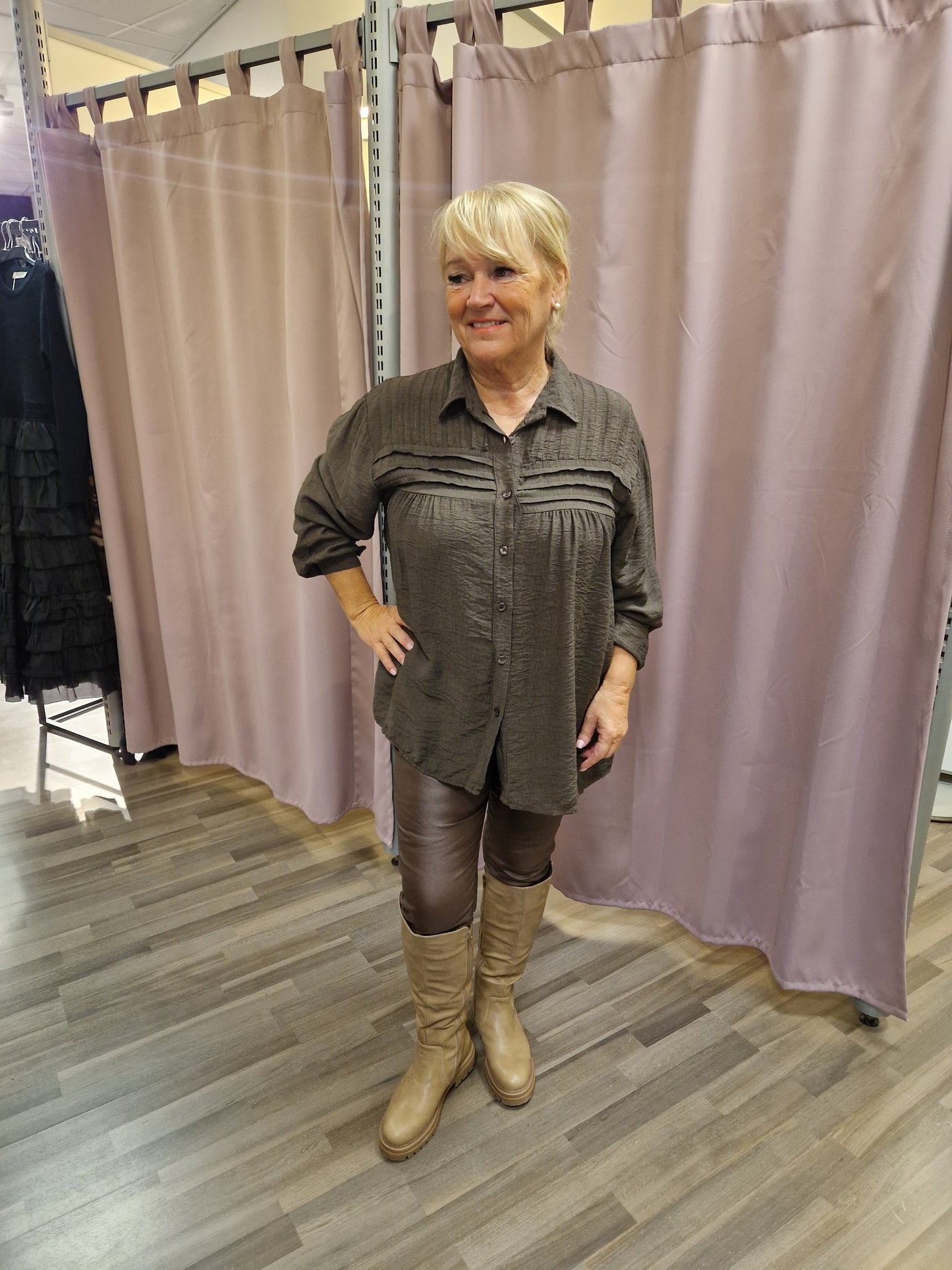 Viskoosipusero ruskea