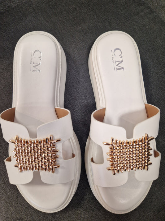 Superpehmeät sandaalit valkoinen
