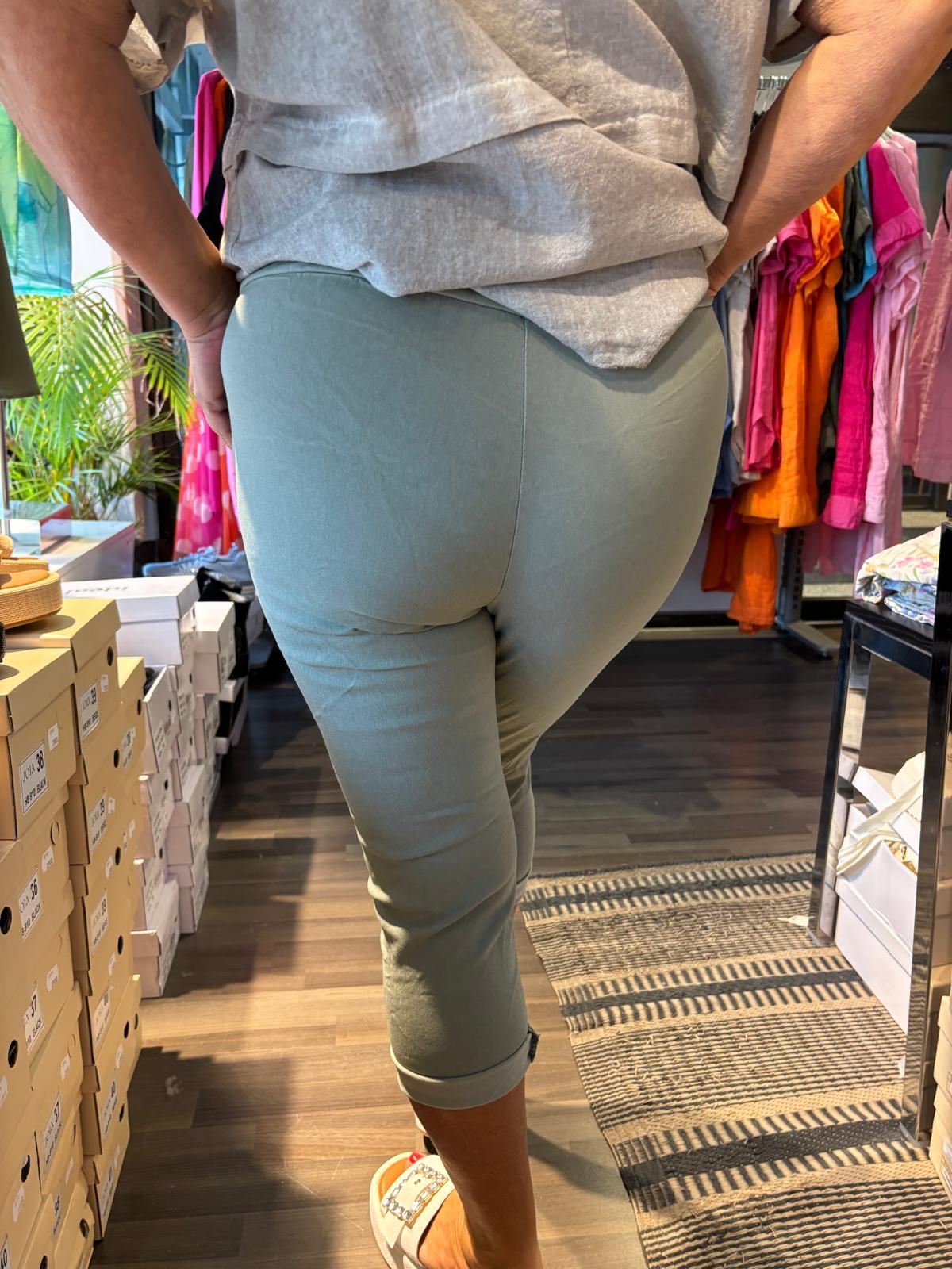 Caprit khaki vihreä