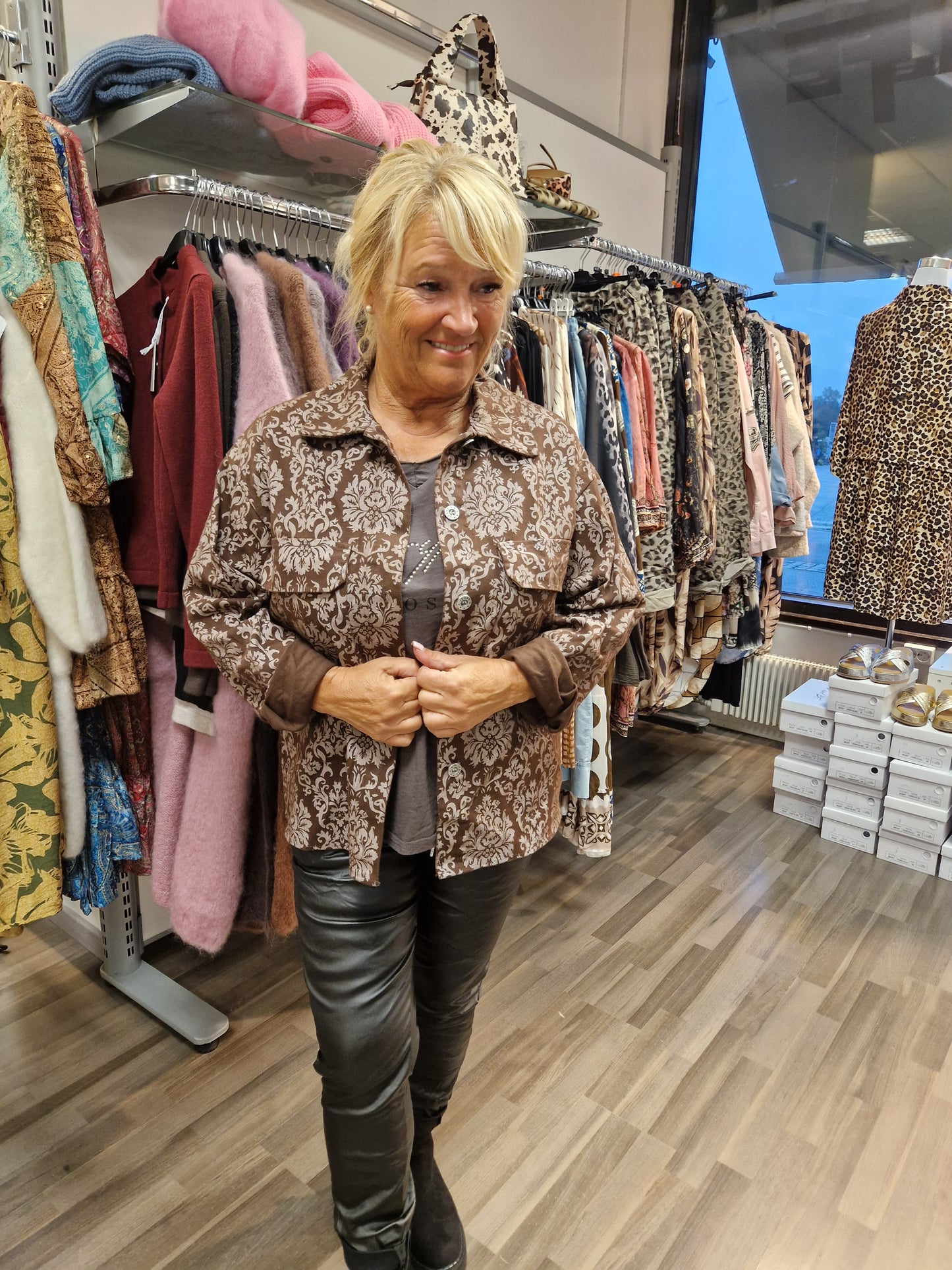 Puuvillajakku ruskea