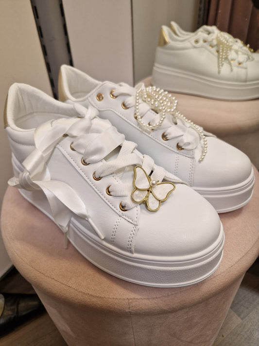 Platform tennarit valkoinen