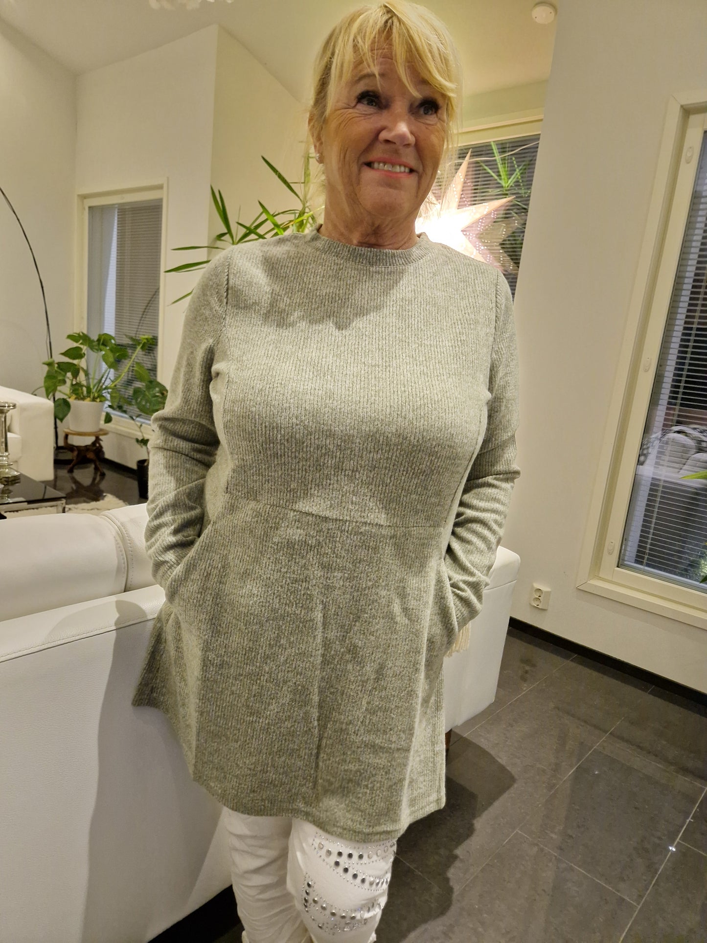 Tunika khaki vihreä meleerattu