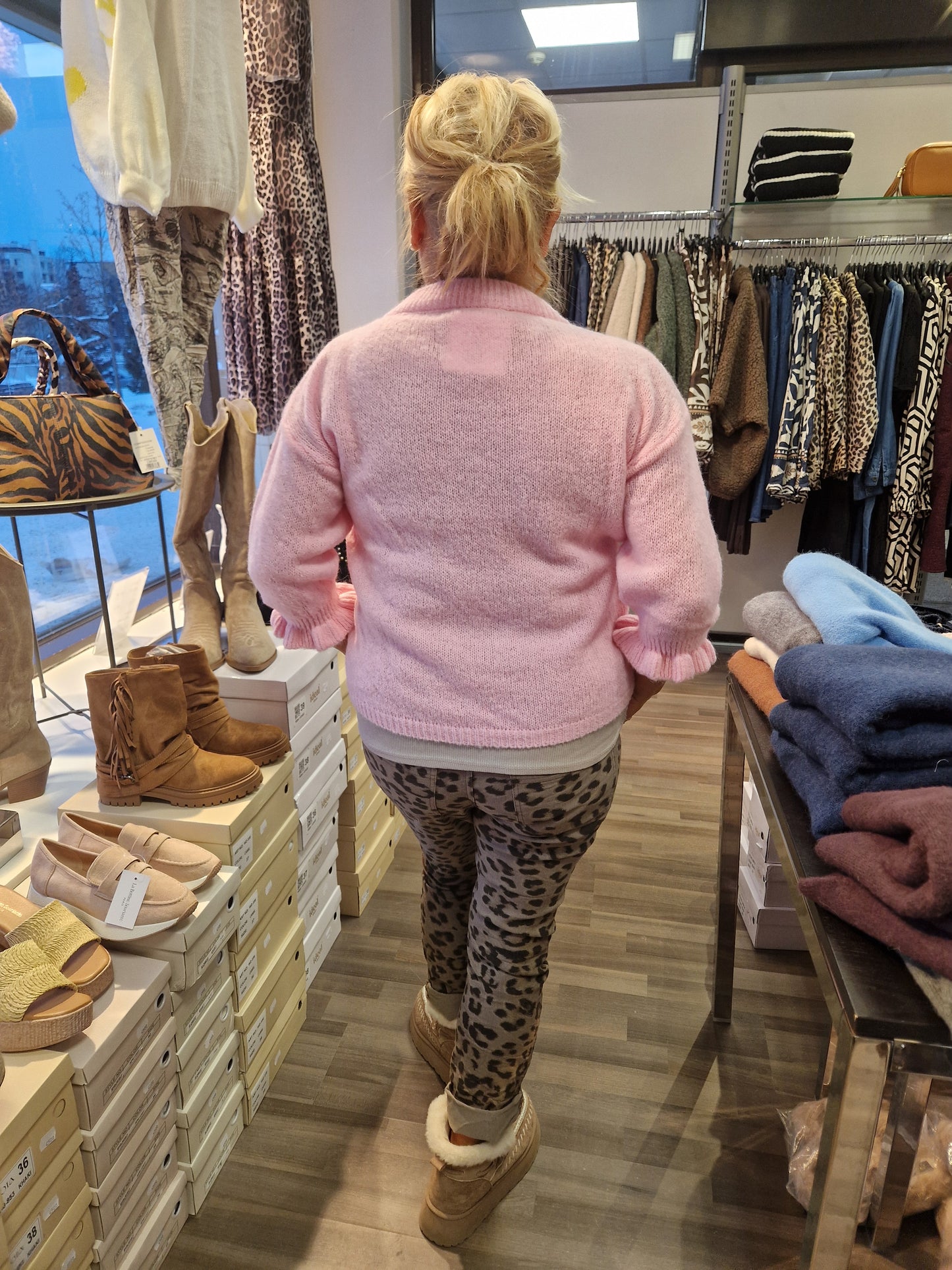 Siro frillahiha neulepusero roosa