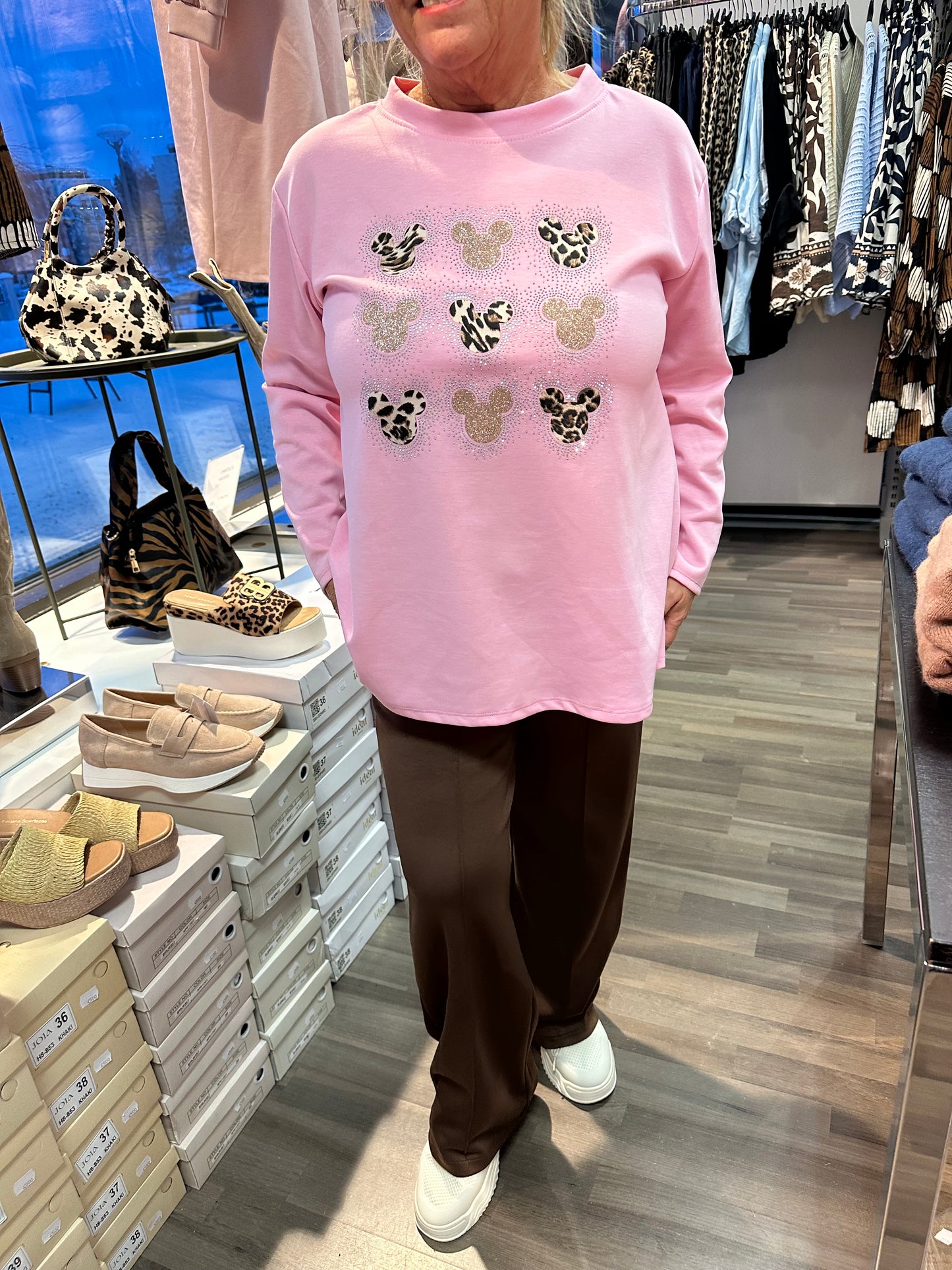 College pusero pikku Mikki roosa