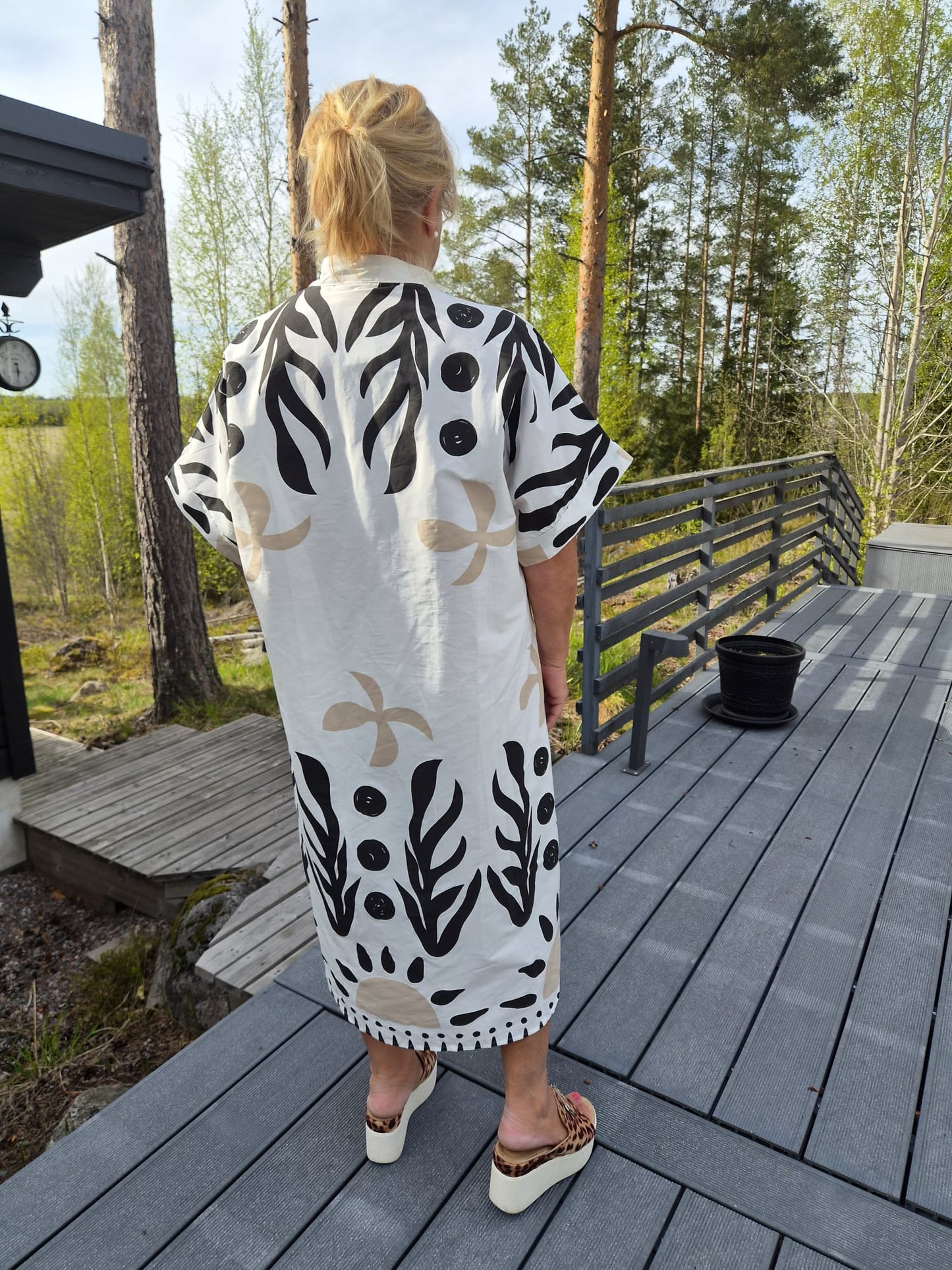 Plussize kuviollinen puuvillamekko