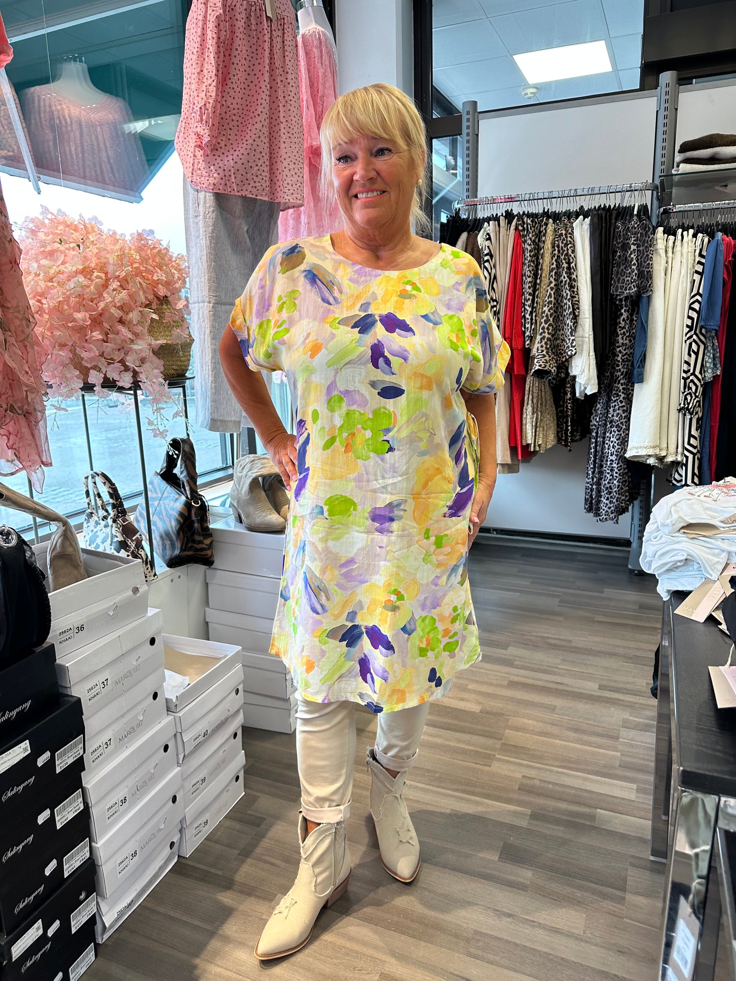 Kevyt viskoositunika (4 väriä)