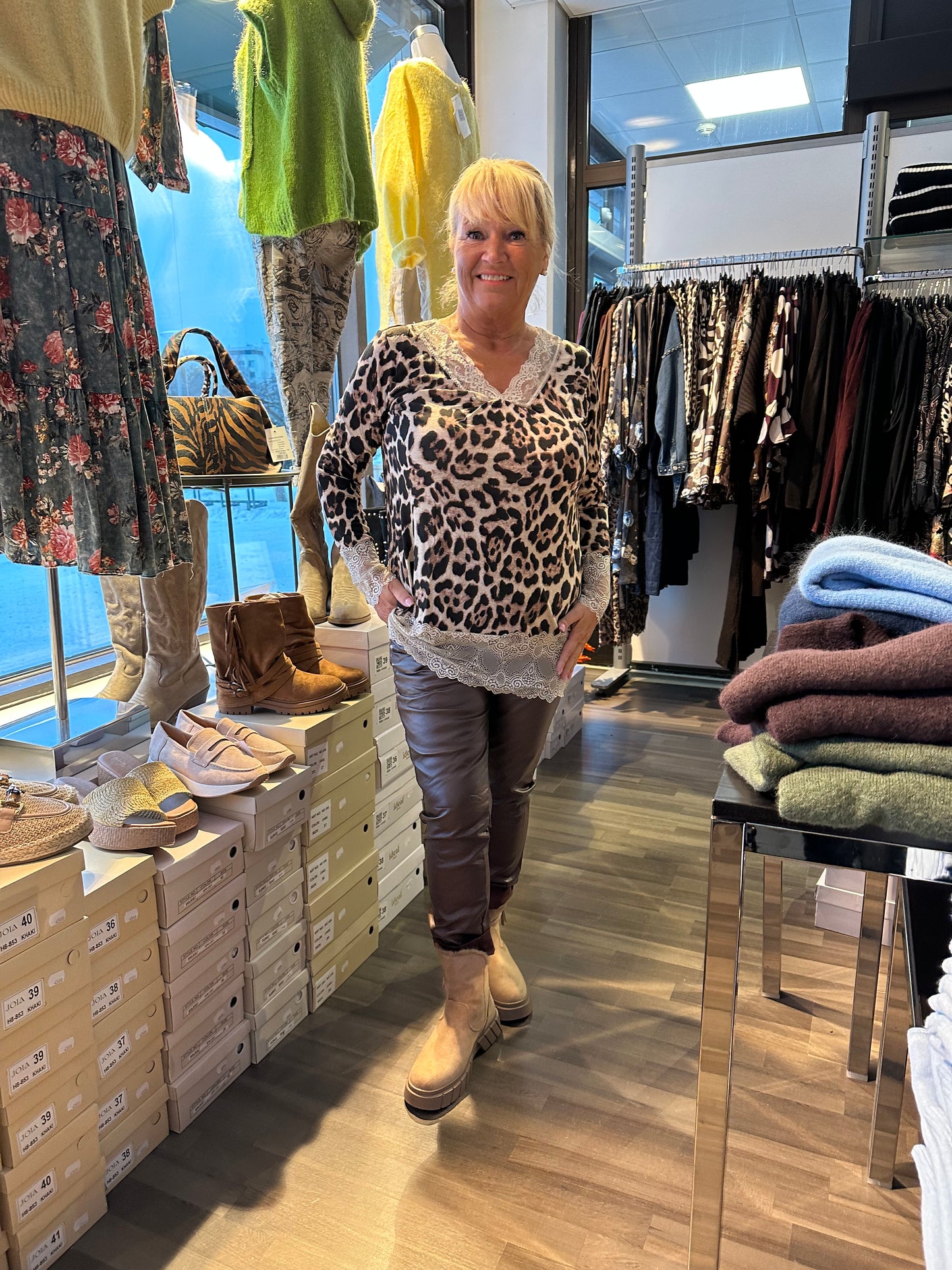 Leo toppi pitsillä beessi