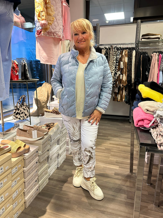 Kevyt toppatakki sininen