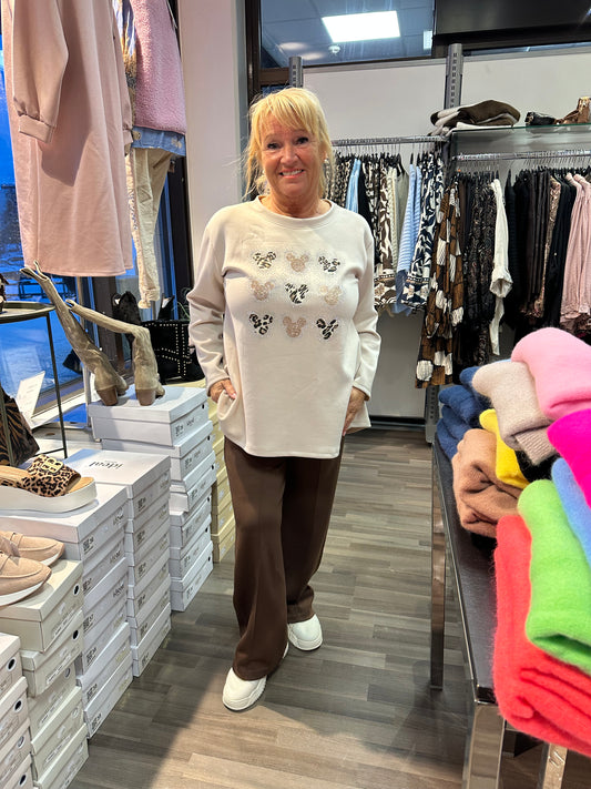 College pusero pikku Mikki beessi