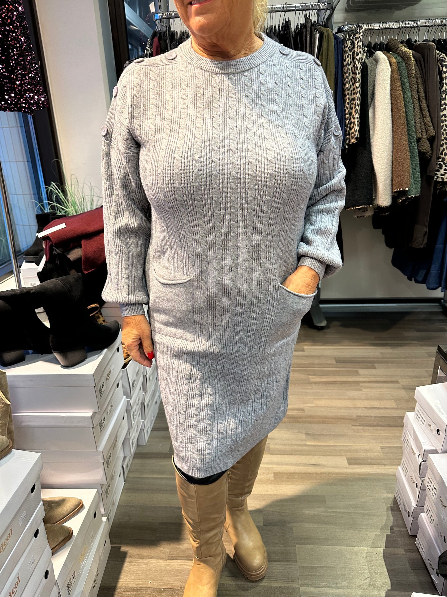 Neuletunika/mekko harmaa